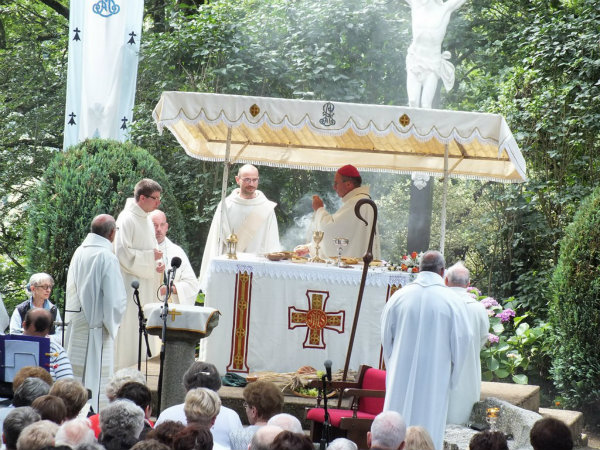 la messe pontificale