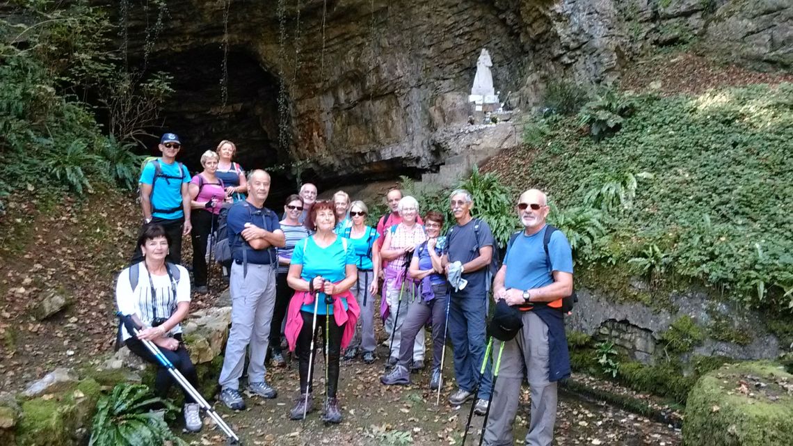 le groupe \u00e0 la grotte de Soolborde