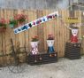 Les enfants de l'accueil périscolaire décorent le village